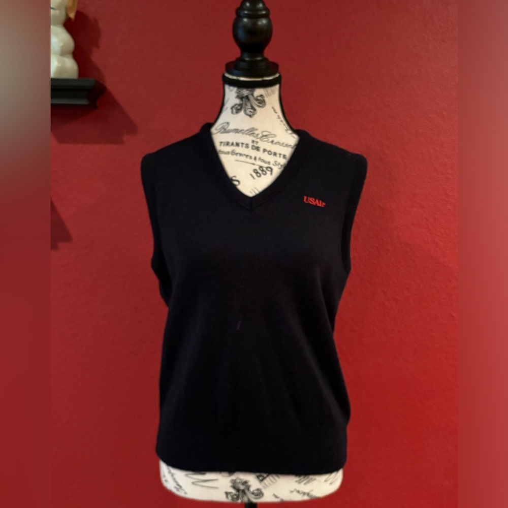 USAIR USAIRWAYS 100% Wool Sweater-Vest Authentic branded by Signet